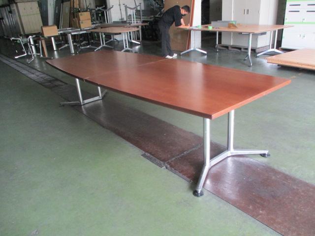 Okamura โต๊ะประชุม